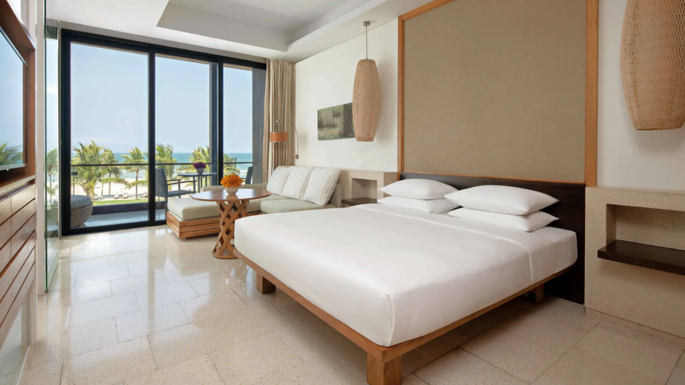 King/Twin Bedroom Ocean View, Hyatt Regency Danang Resort & Spa 5*