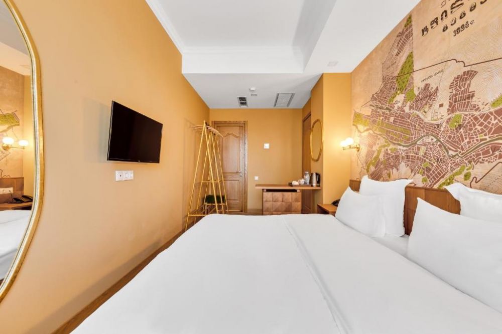 Superior twin with balcony, Amante Narikala 4*