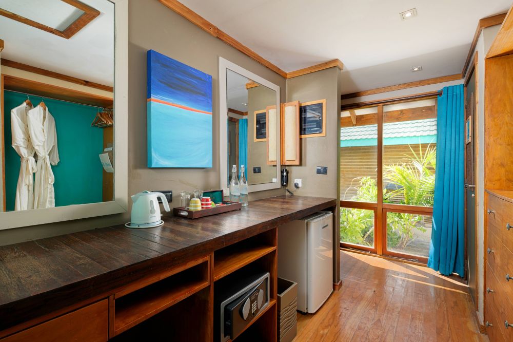Sunset Beach Villa, Canareef Resort 4*