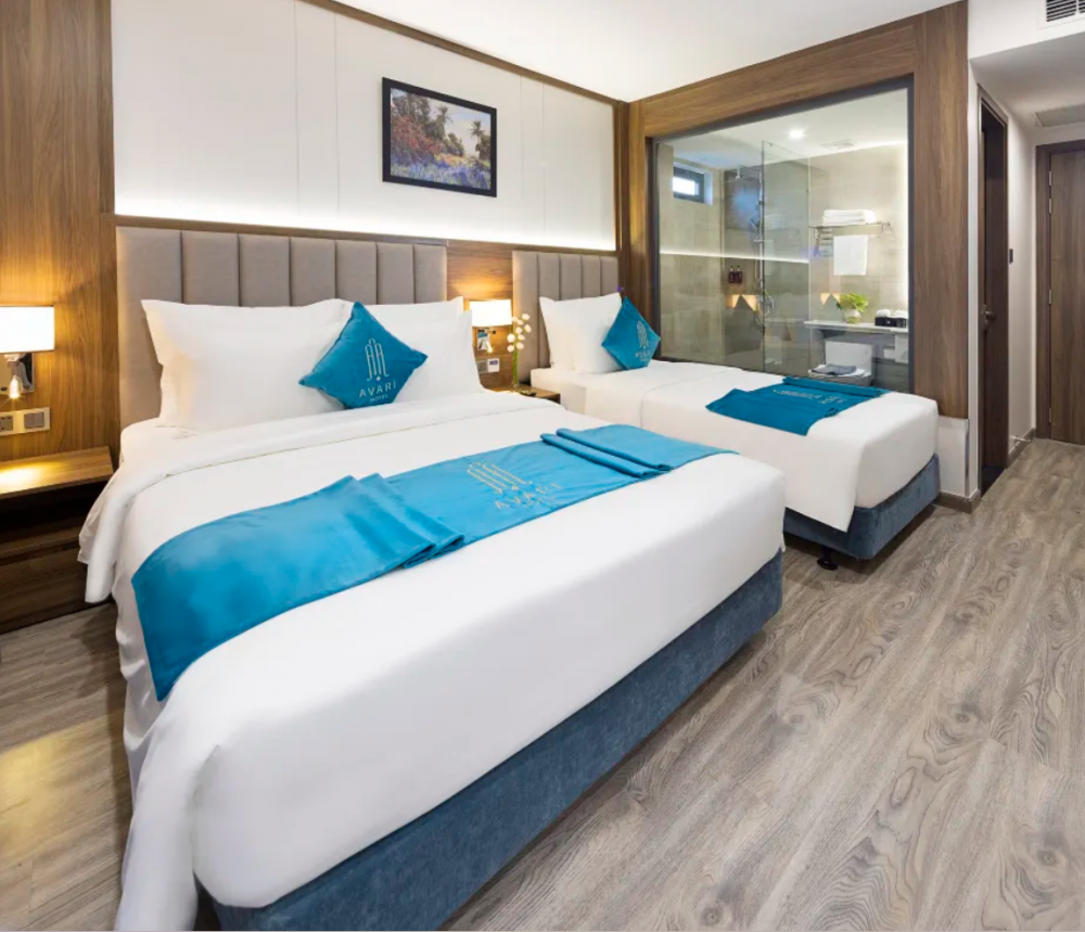 Deluxe TRPL SV, Avari Hotel 4*