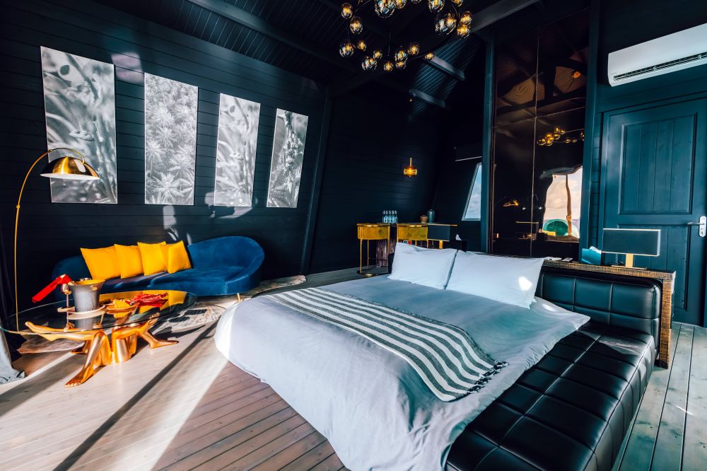 Family Odi Water Villa with Private Pool & Slide, Oaga Art Resort 5*