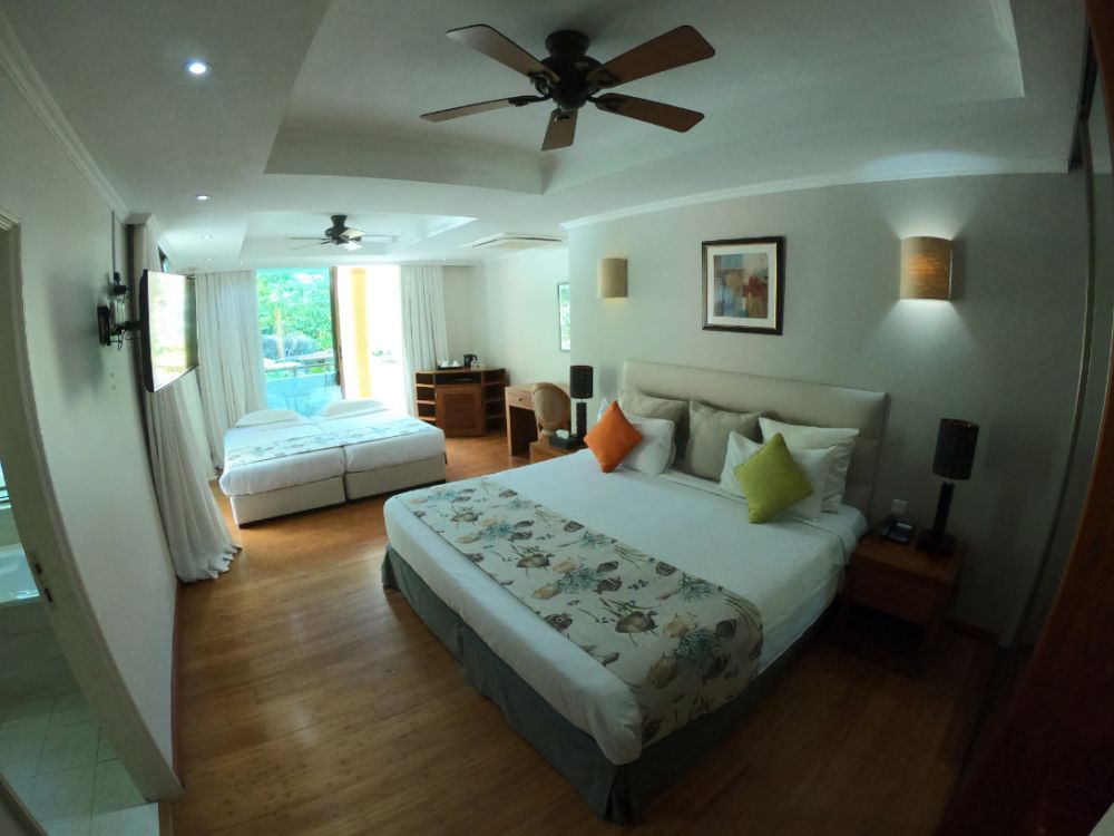 Junior Suite Mountain View/ SV, Crown Beach Hotel Seychelles 4*