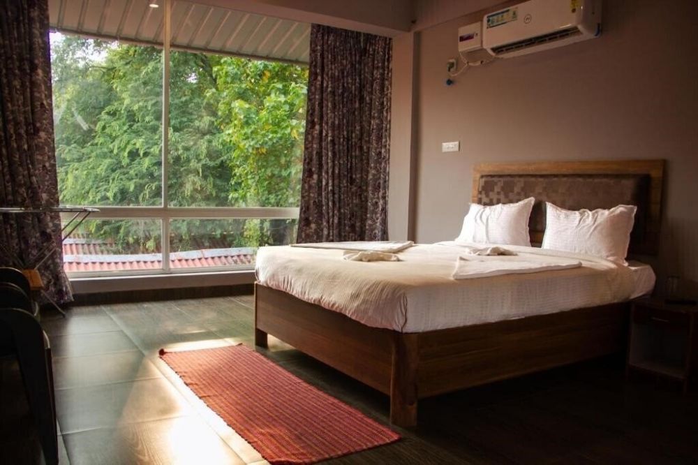 Suite, Selesta Sea 3*