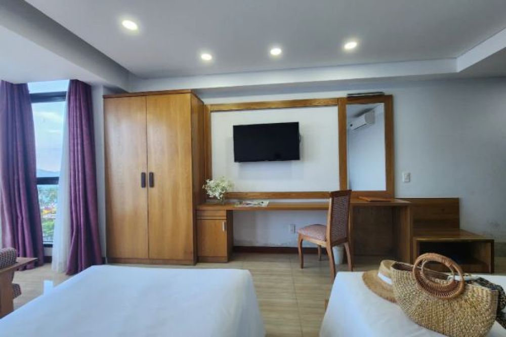 Premier Double or Twin Ocean View, Happy Light 3*