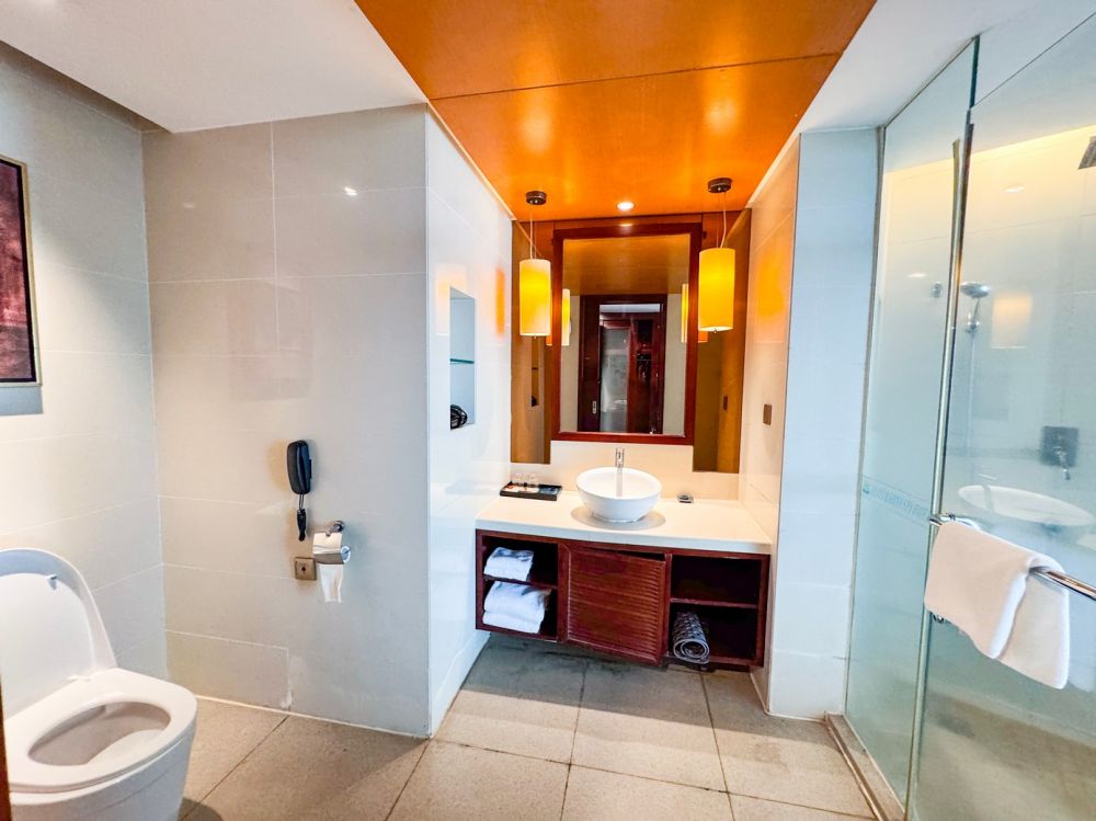 Luxury OV/ Luxury OV Family, Marina Spa Hotel Sanya 4*
