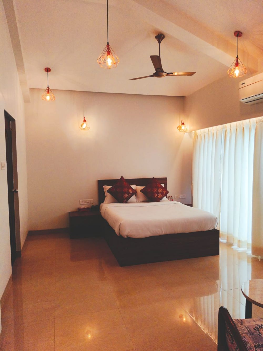 Deluxe AC, Sea Horizon Villas 3*