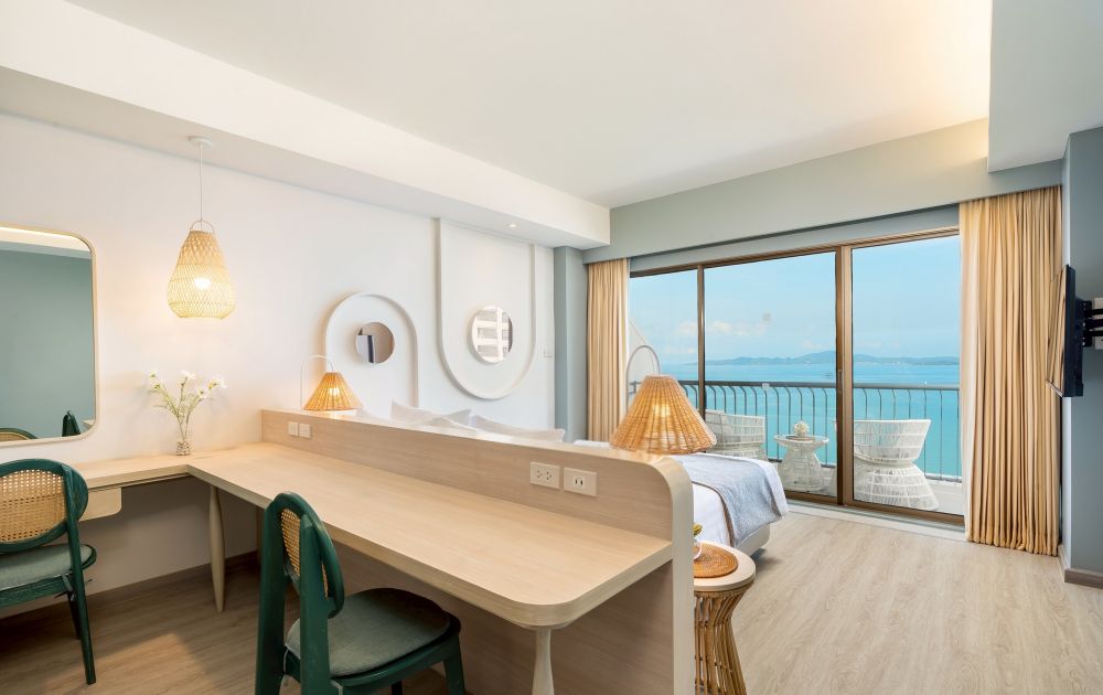 Premium Ocean Facing (Grand Wing 12-й, 14-й этаж), Cosy Beach Hotel 3+