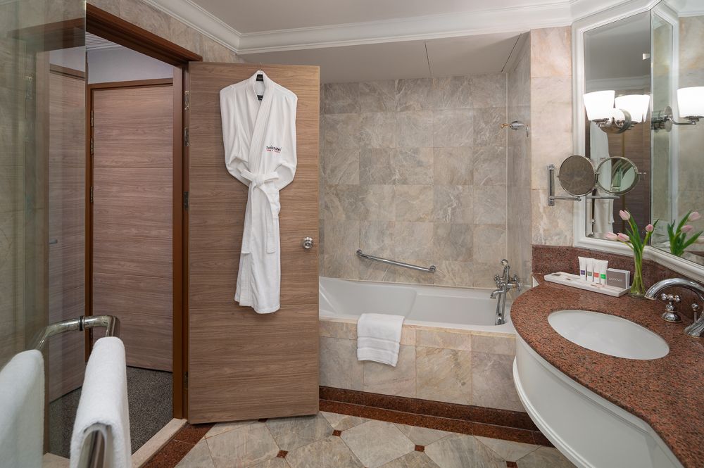 Swiss Executive Room, Swissotel Bangkok Ratchada 5*