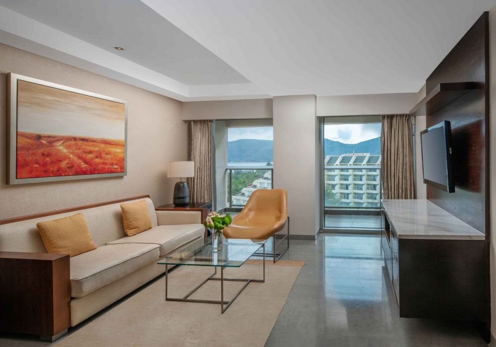 Two Bedrooms Ocean View Suite with Living Room, Mgm Grand Sanya 5*