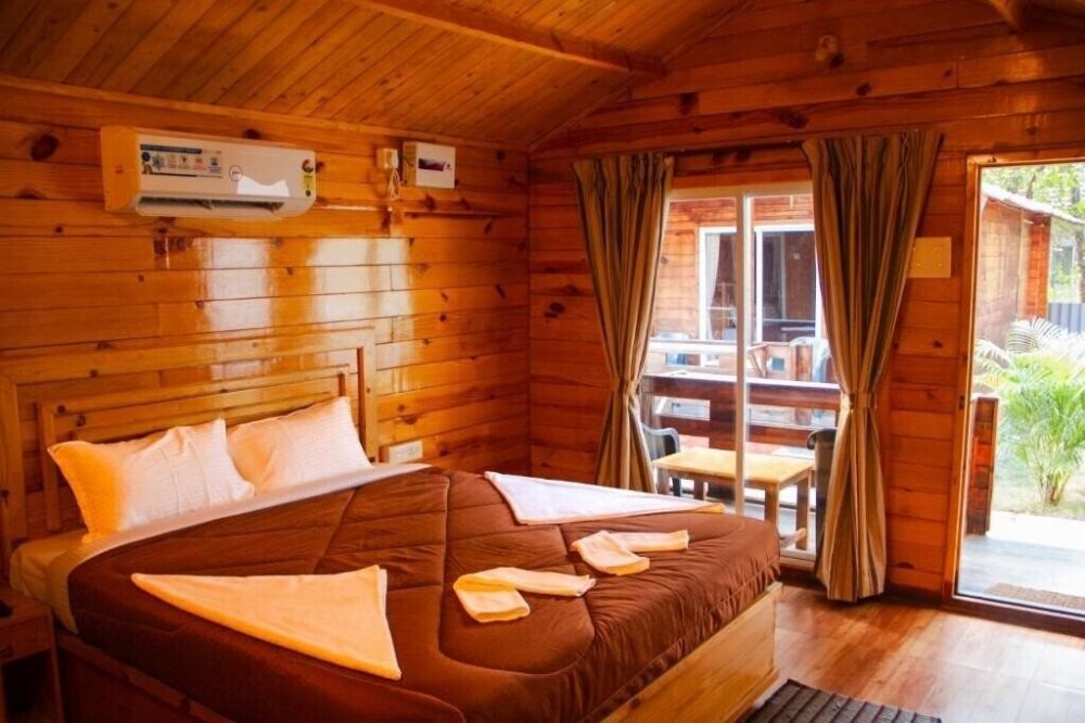 Deluxe Wooden Cottage AC, Selesta Sea 3*