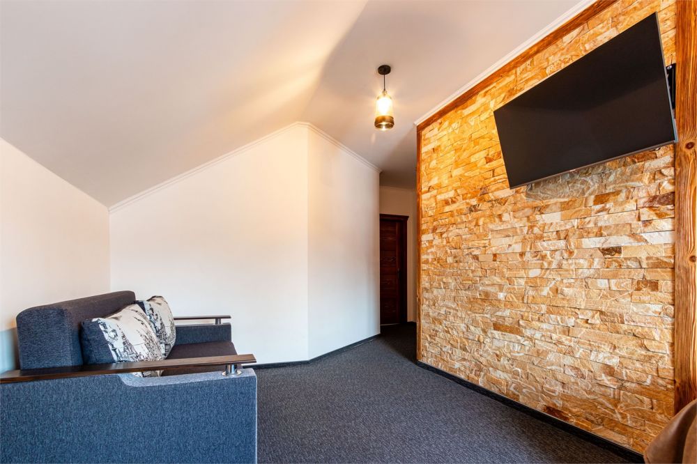 Семейный люкс с балконом, Князів Двір 3*