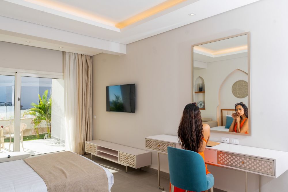 Standard Garden/Partial Sea/ SV Suite, Sunrise Remal Beach Resort 5*