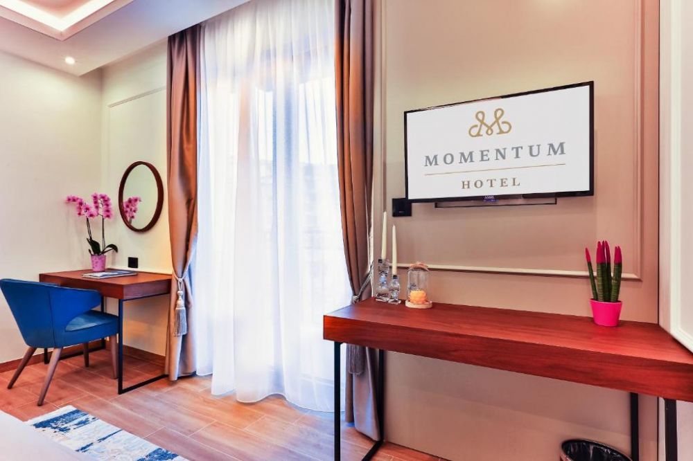 Standard Double With Balcony, Momentum 4*