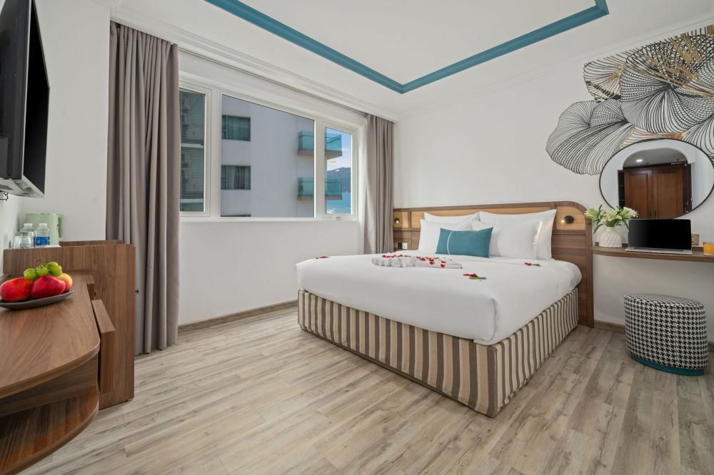 Deluxe Partial Sea View, Paracel Beach Hotel 4*