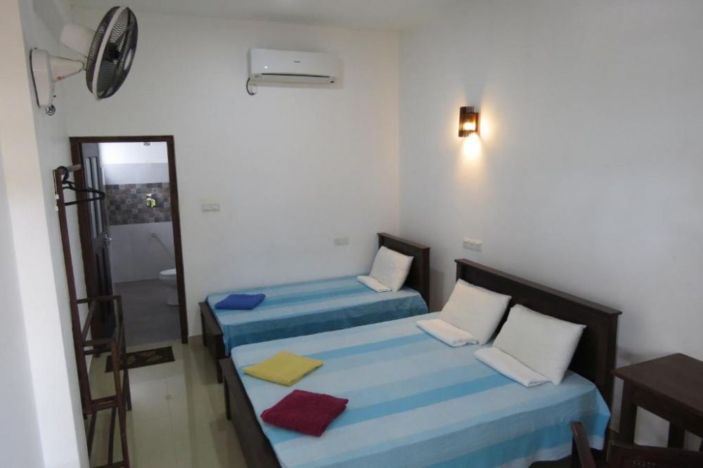 Deluxe Room DBL/Twin Garden View (First Floor), Sailors Mirissa 3*