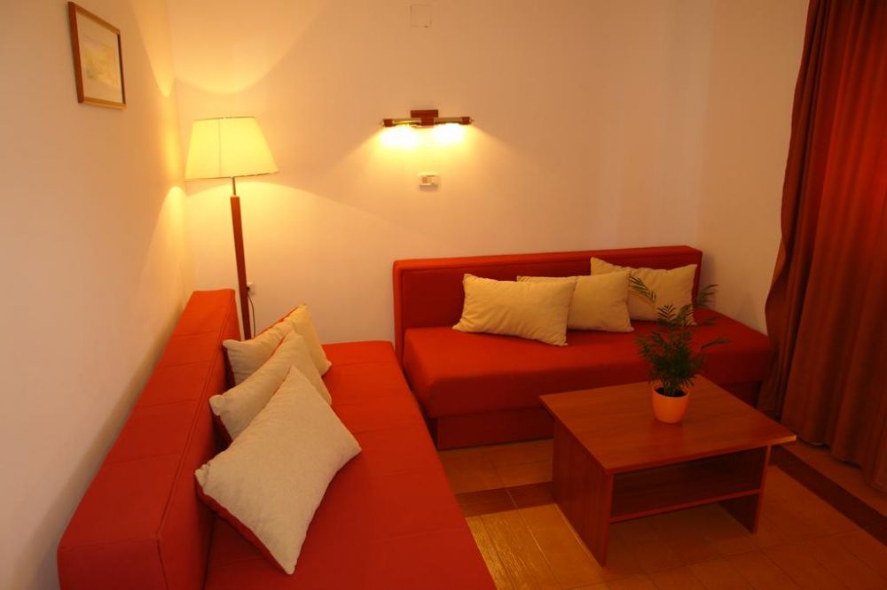 Suite, Fineso 3*