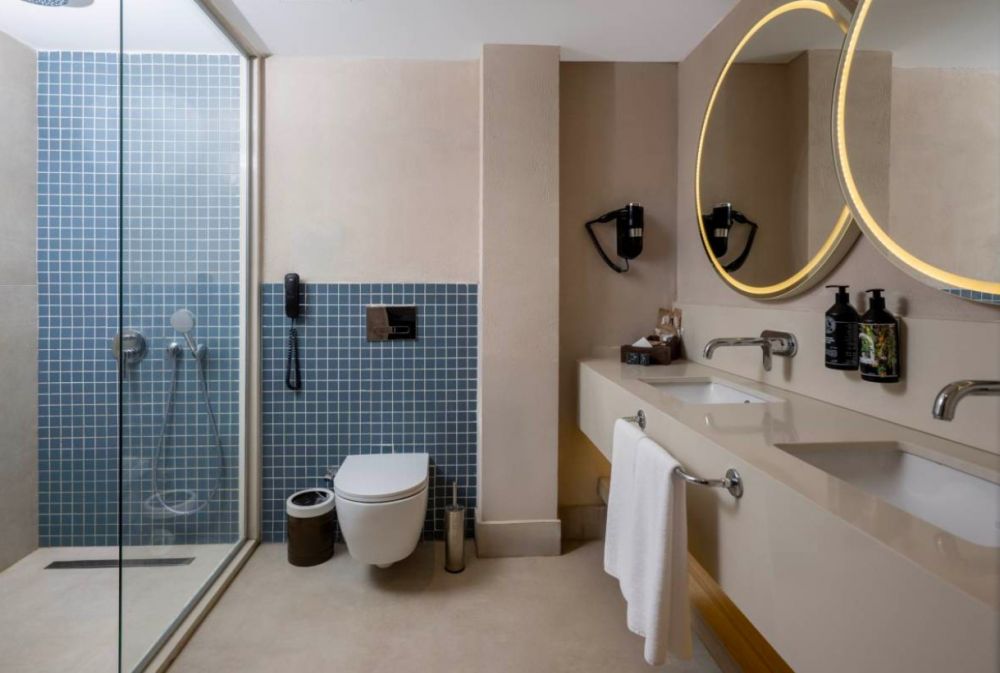 Corner Suite, Ducale Lara 5*