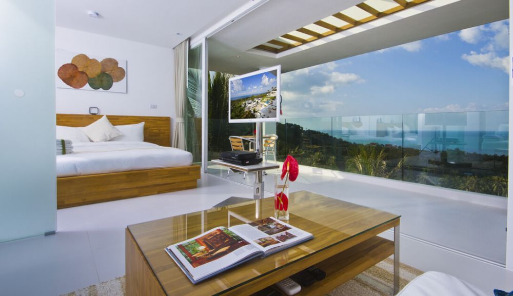 One Bedroom Penthouse Suite, Code Hotel 4*