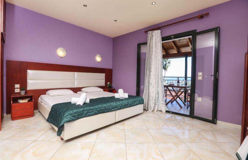 Quadruple Studio, Kerkyra Beach Hotel & Apartments 4*