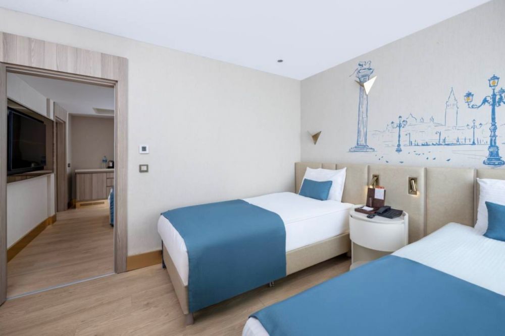 Corner Suite, Ducale Lara 5*