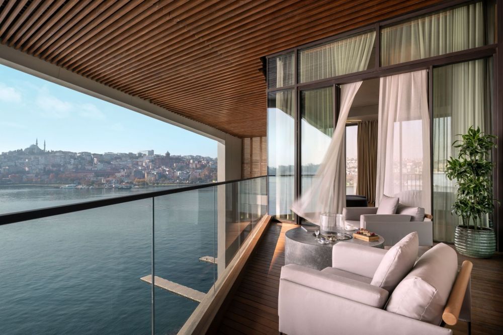 1 Bedroom Duplex Terrace Suite With Sea View, Rixos Tersane Istanbul - Nickelodeon Play Tersane Access 5*