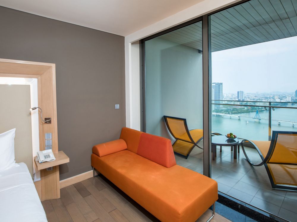 Superior, Novotel Danang Premier Han River 5*