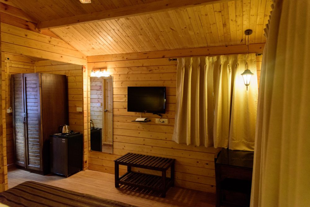 Wooden Cottage, Tranquility Cottage Resort 3+