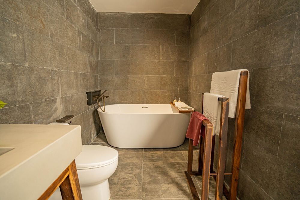 Lotus Paradise Oasis 2 bedrooms, The Signature Hotel Nha Trang 5*