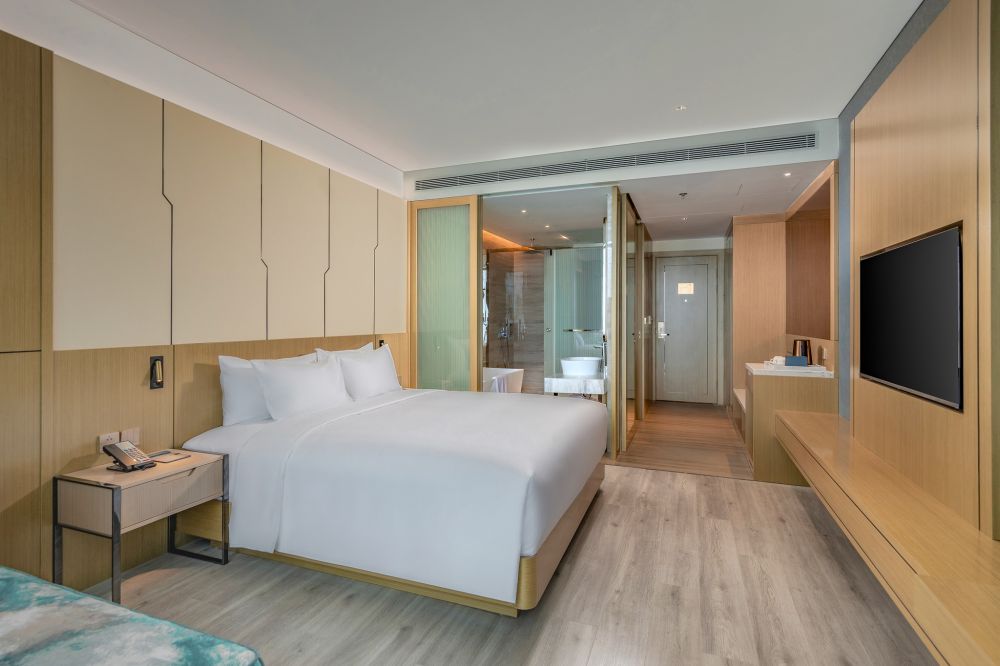 Suite Ocean Front View, Awaken Danang 5*