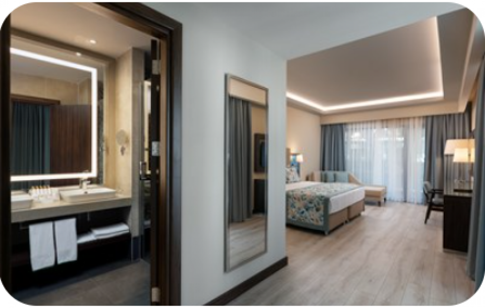 Residence Building Family, Seven Seas Hotel Life 5*