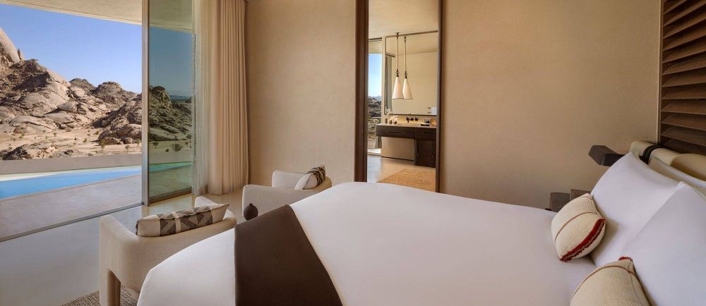 One-Bedroom Cliff Hanging Villa, Desert Rock Resort 5*