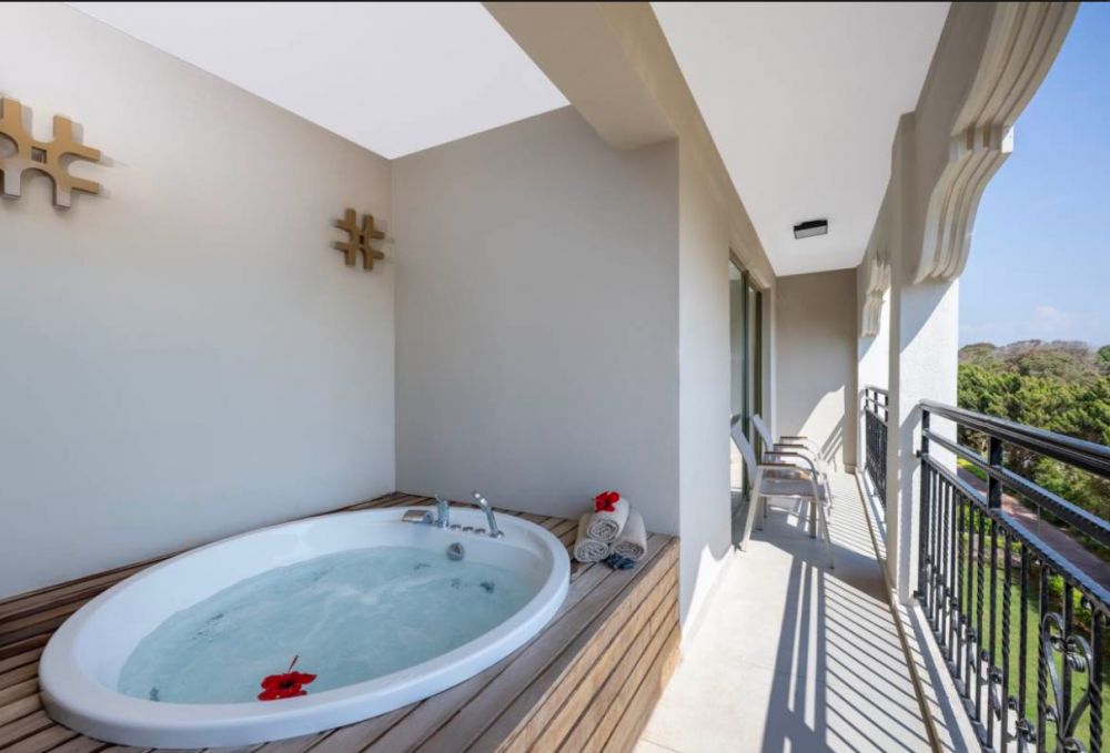 Junior Suite Room, Ducale Lara 5*