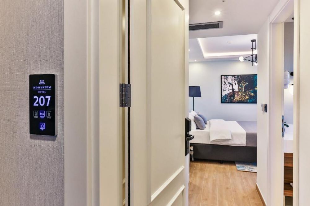 Standard Double With Balcony, Momentum 4*