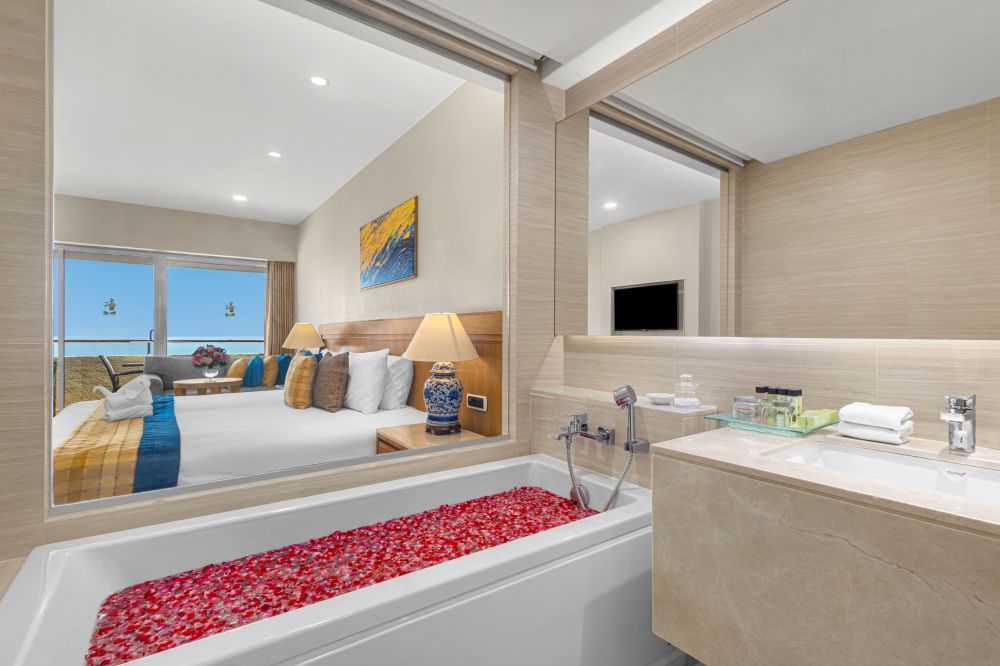 Ocean Deluxe Room, Royal Cliff Beach Hotel 5*