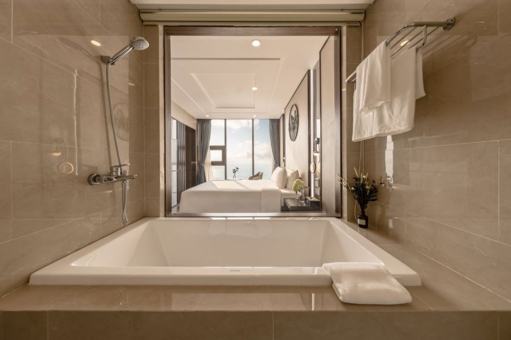 Mangata Suite DBL, Mangata Beachfront Hotel 4*