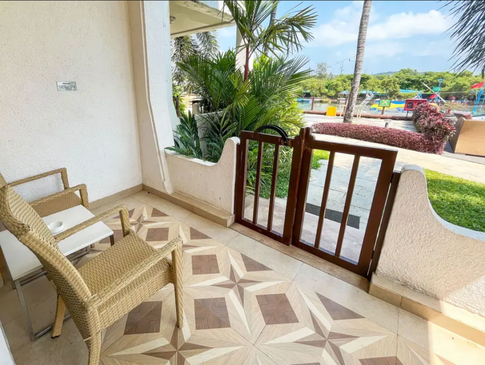 River Side Room, Acron Waterfront Resort 4*