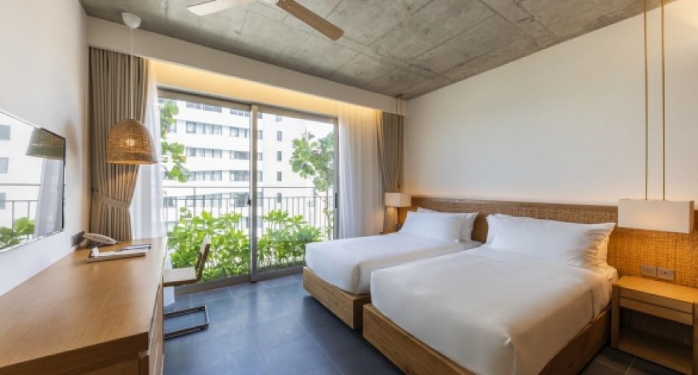 Deluxe Room with/without Balcony, Chicland Hotel 4*