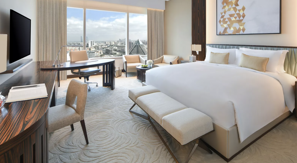 Deluxe Club Room, Sofitel Dubai The Obelisk 5*
