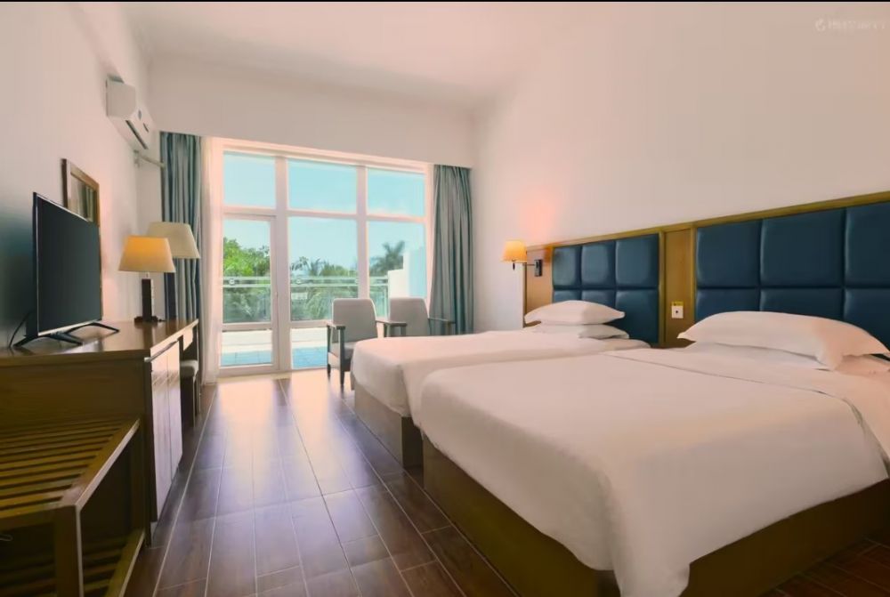 Deluxe Garden View Twin Room, Sanya Huayuan Hot Spring Seaview 4*