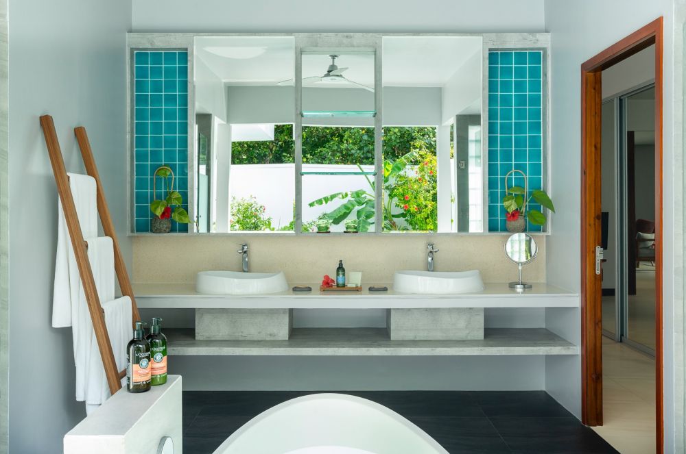 Beach Suites with Garden Pool/ Beach Suites with Pool, Dhigali Maldives 5*