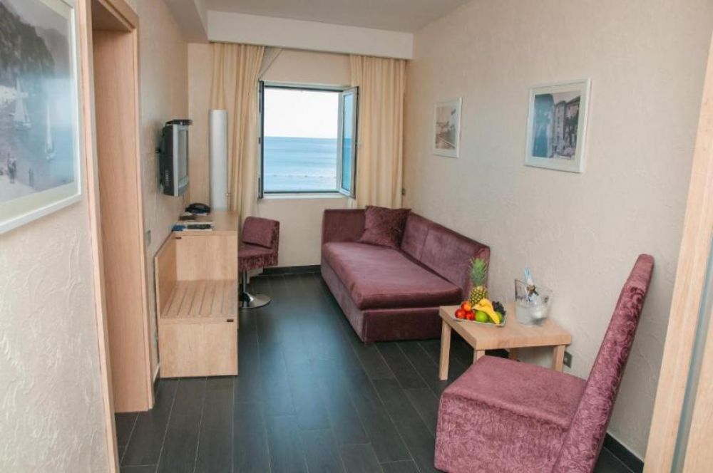 Suite Sea View, Astoria Budva 4*