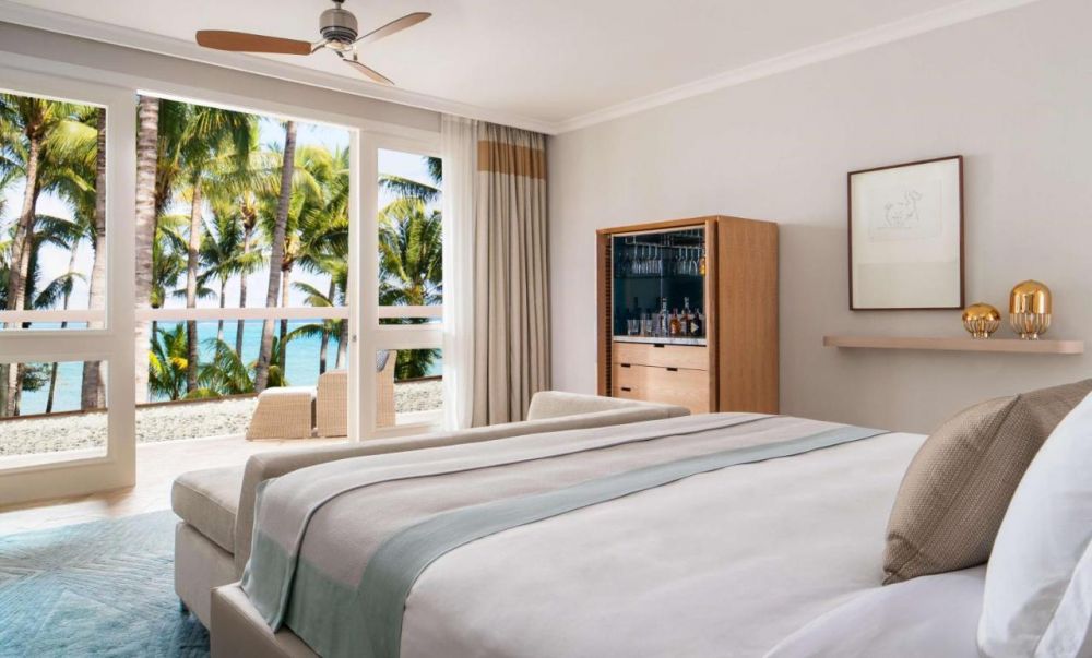 Ocean Balcony Room, One & Only Le Saint Geran 5*