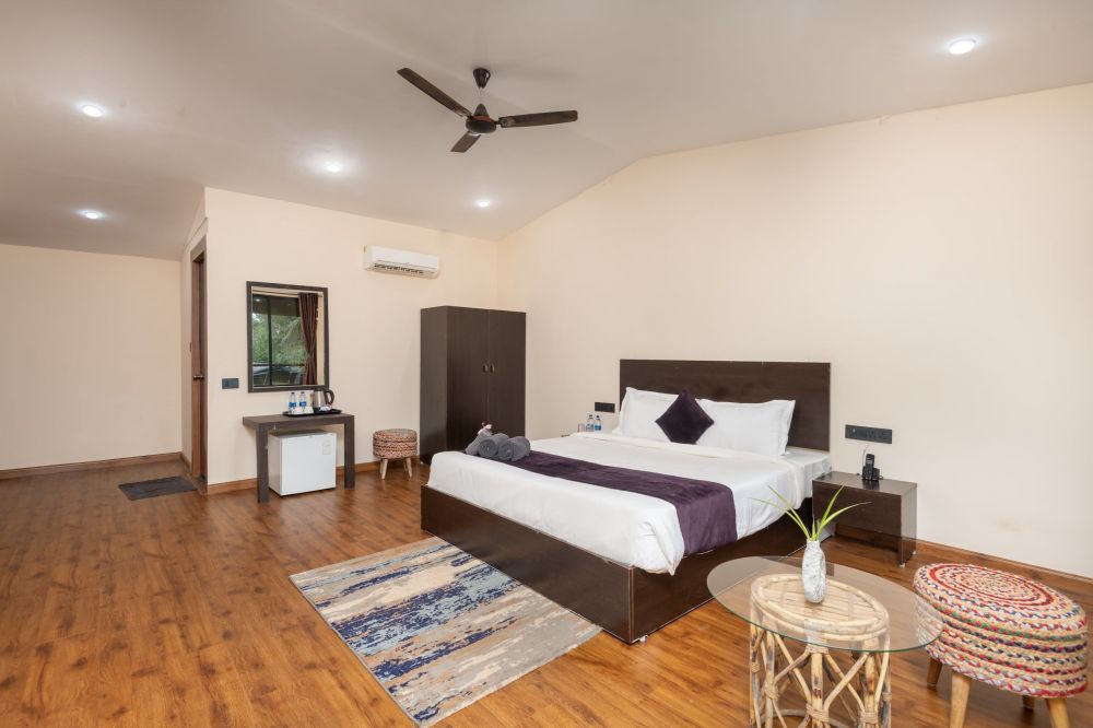 Carnation, Amadi Beach Front Resort 4*