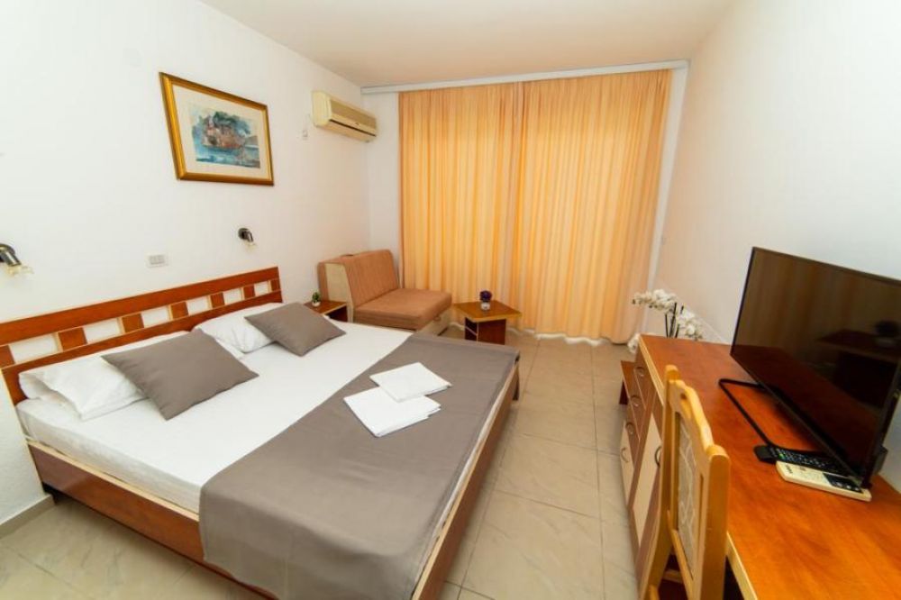 DBL With Extra Bed, Obala Hotel 3*