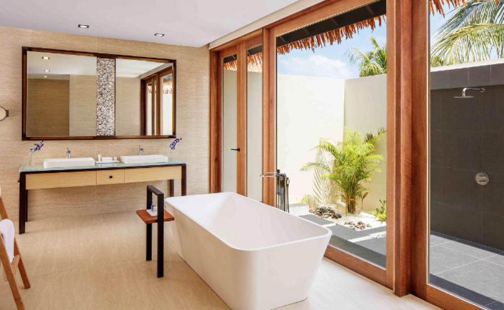 Beach Villa with Pool, Radisson Blu Maldives 5*