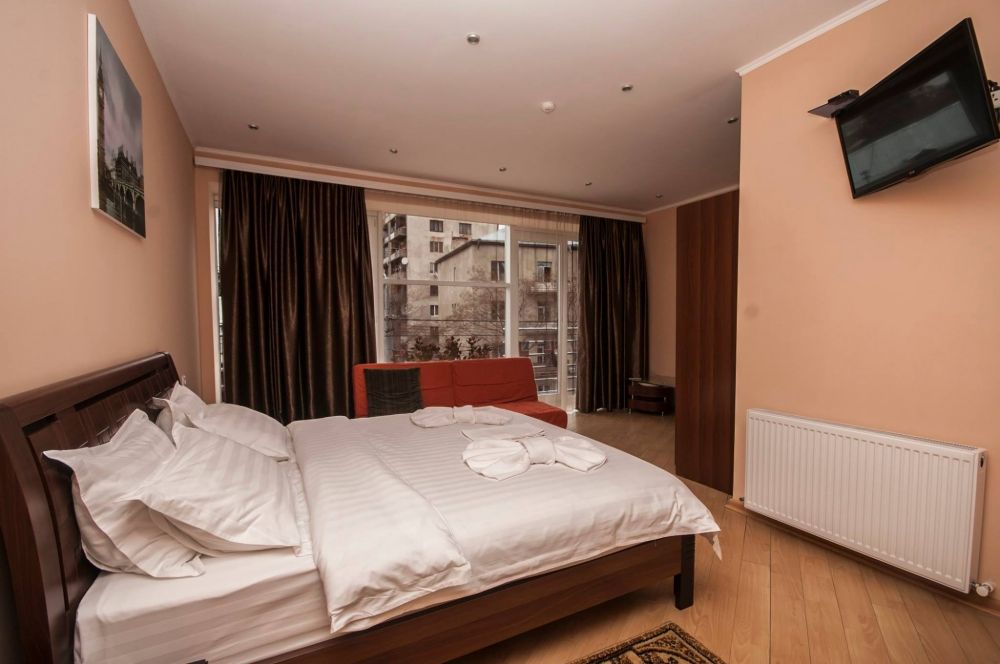 Junior Suite, London Palace 3*