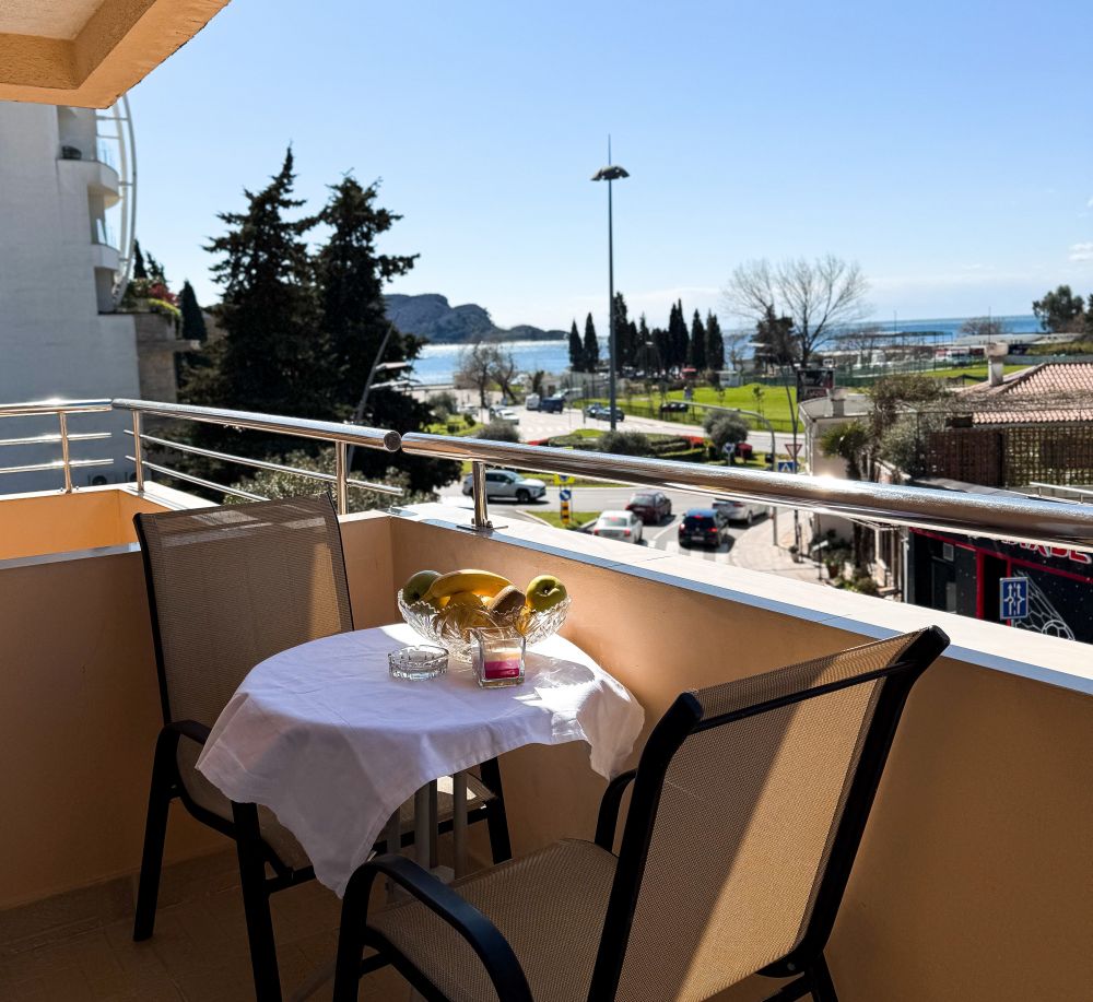 DBL room, Harmonia Budva 3*