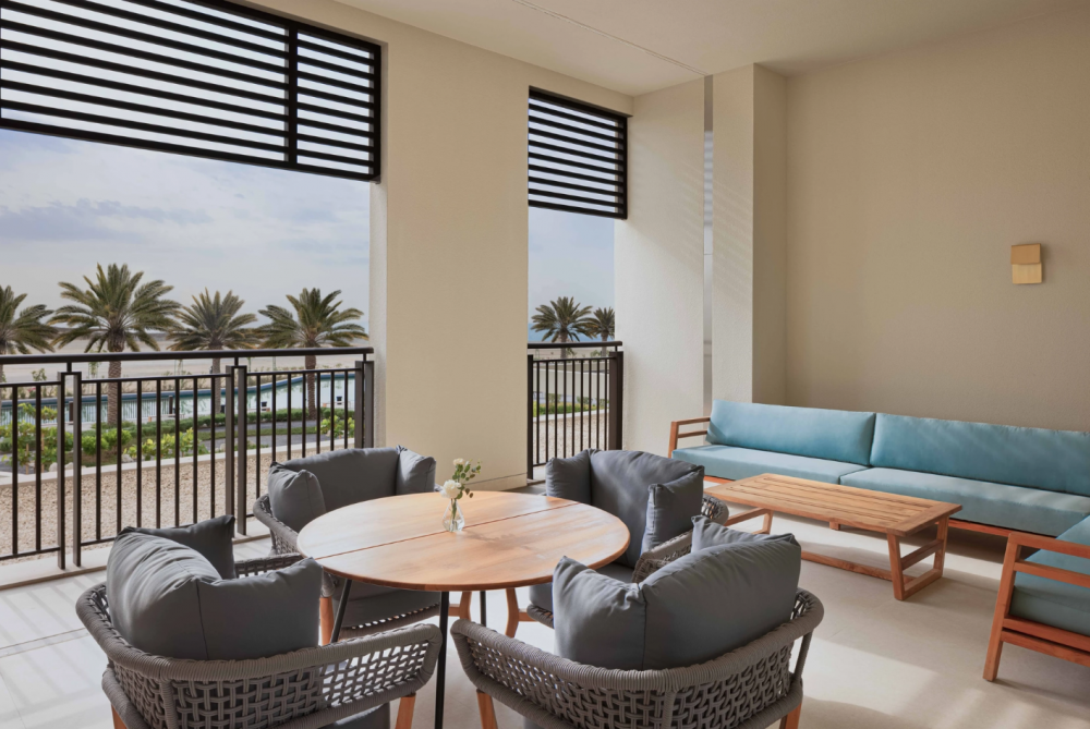 Junior Suite/Junior Ocean Suite, Jumeirah Gulf of Bahrain Resort & Spa Zallaq 5*