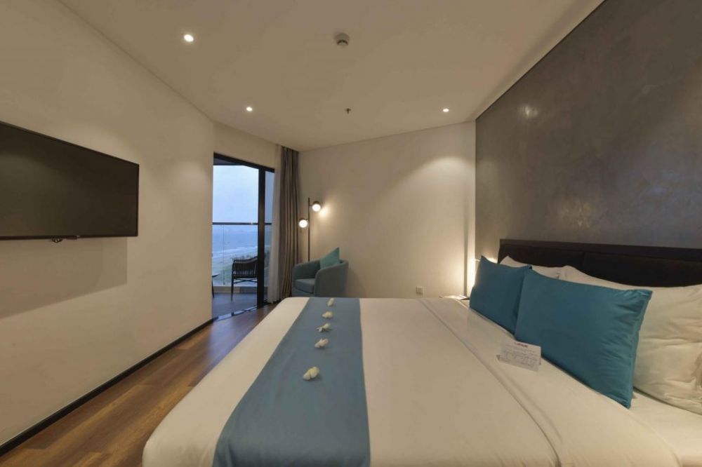 Deluxe City/Ocean View, The Code Hotel & Spa Da Nang 4*
