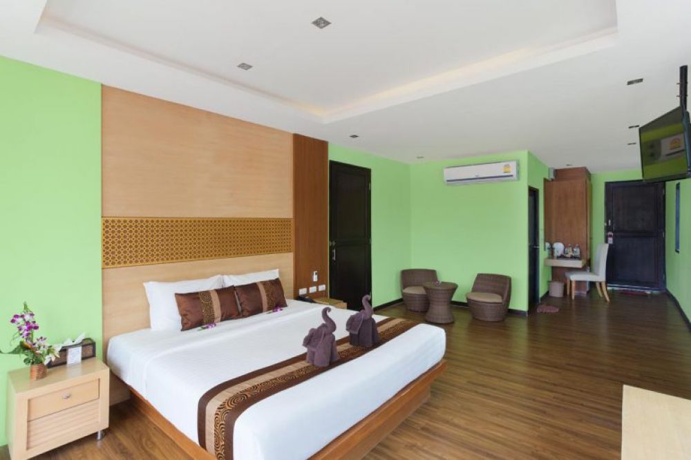 Superior Room, Phi Phi Long Beach Resort & Villa 3*